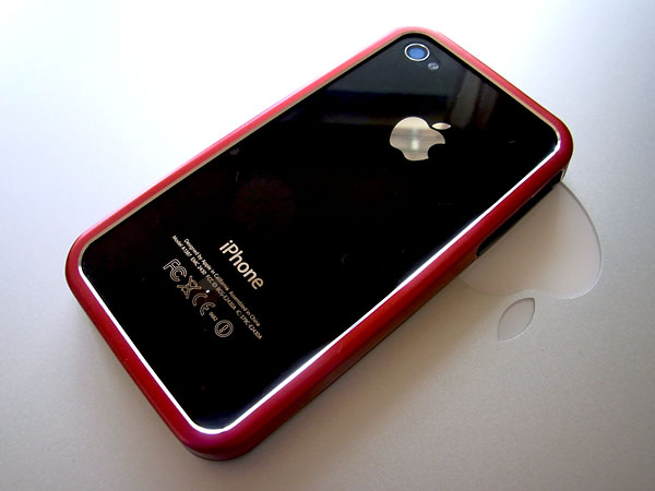 iPhone4S + UNITED Aluminium Case for iPhone4（裏）