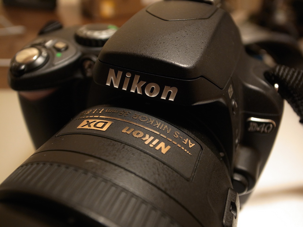 Nikon d40 単焦点レンズ af-s 35mm f - カメラ